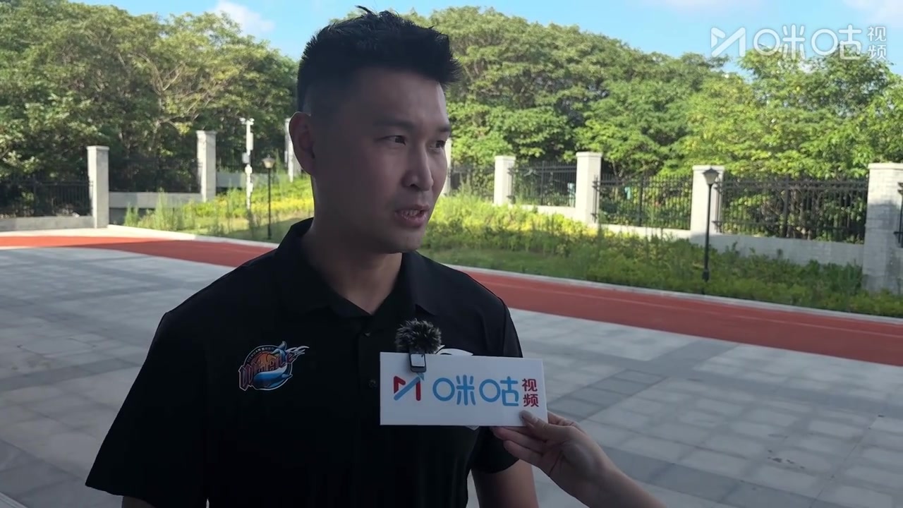 霍楠谈本次CBA选秀:需要的是功能型球员 职业态度是首要考量