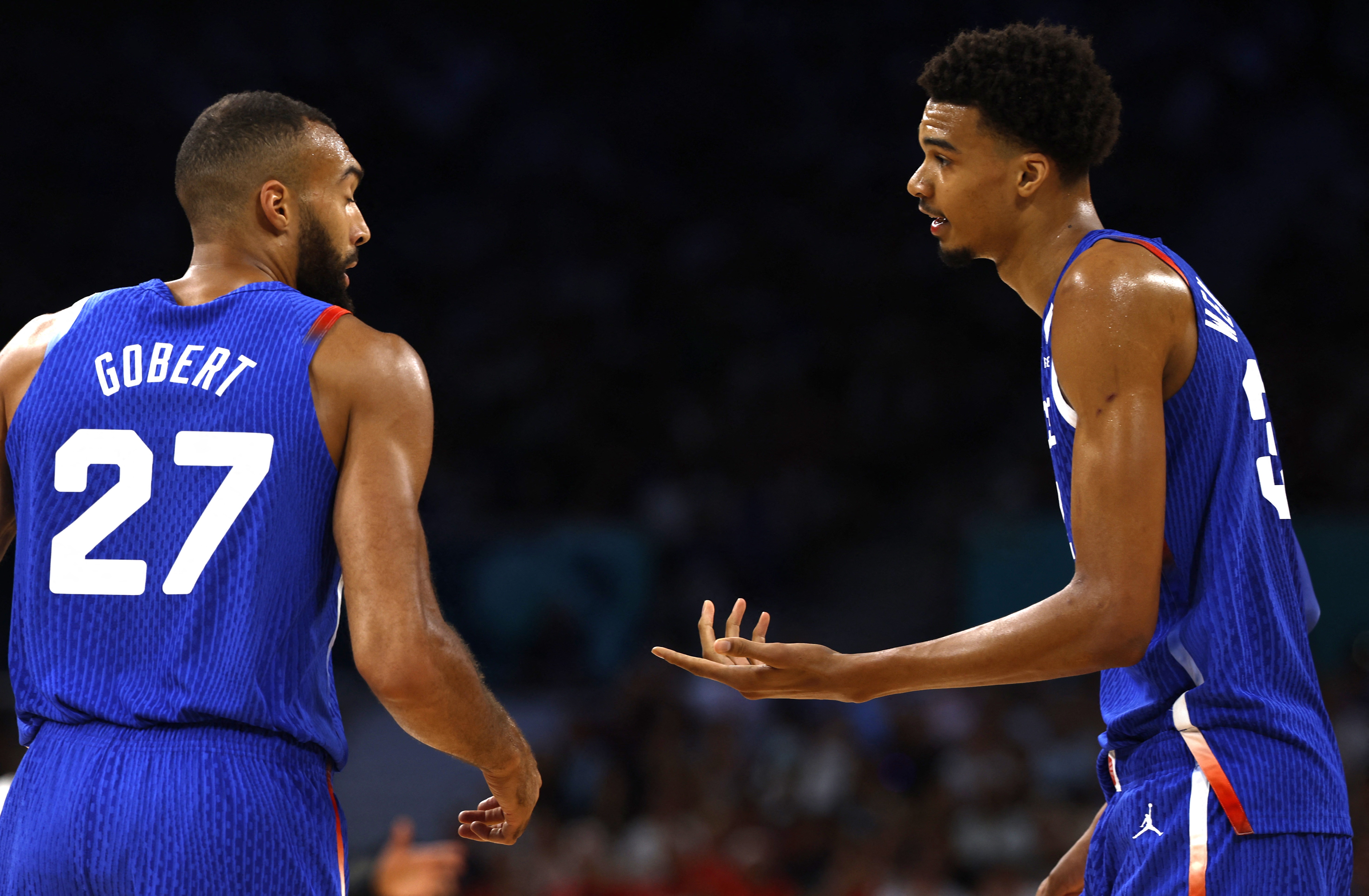 也挺多!将缺席欧锦赛的NBA球员:文班&戈贝尔&哈滕&小萨在列