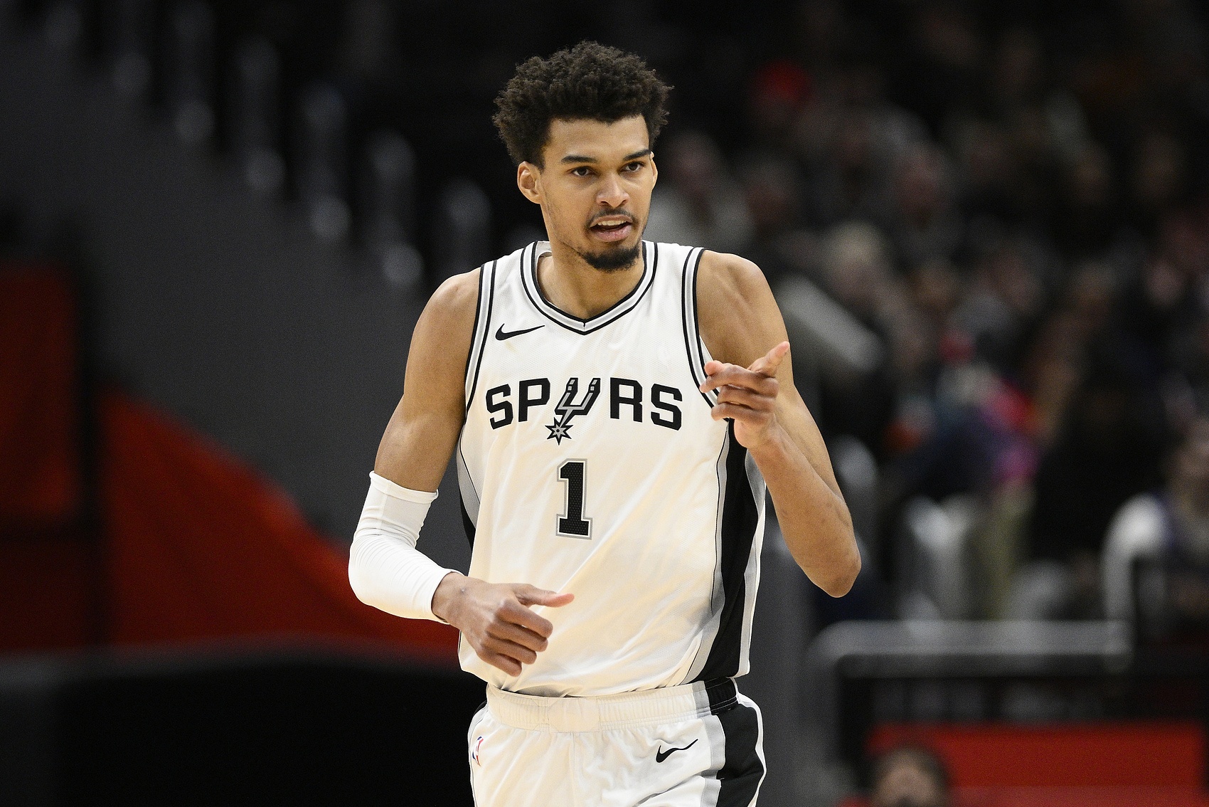 马刺NBA杯赛程:11月8日首战火箭 11月15日vs勇士&27日vs开拓者