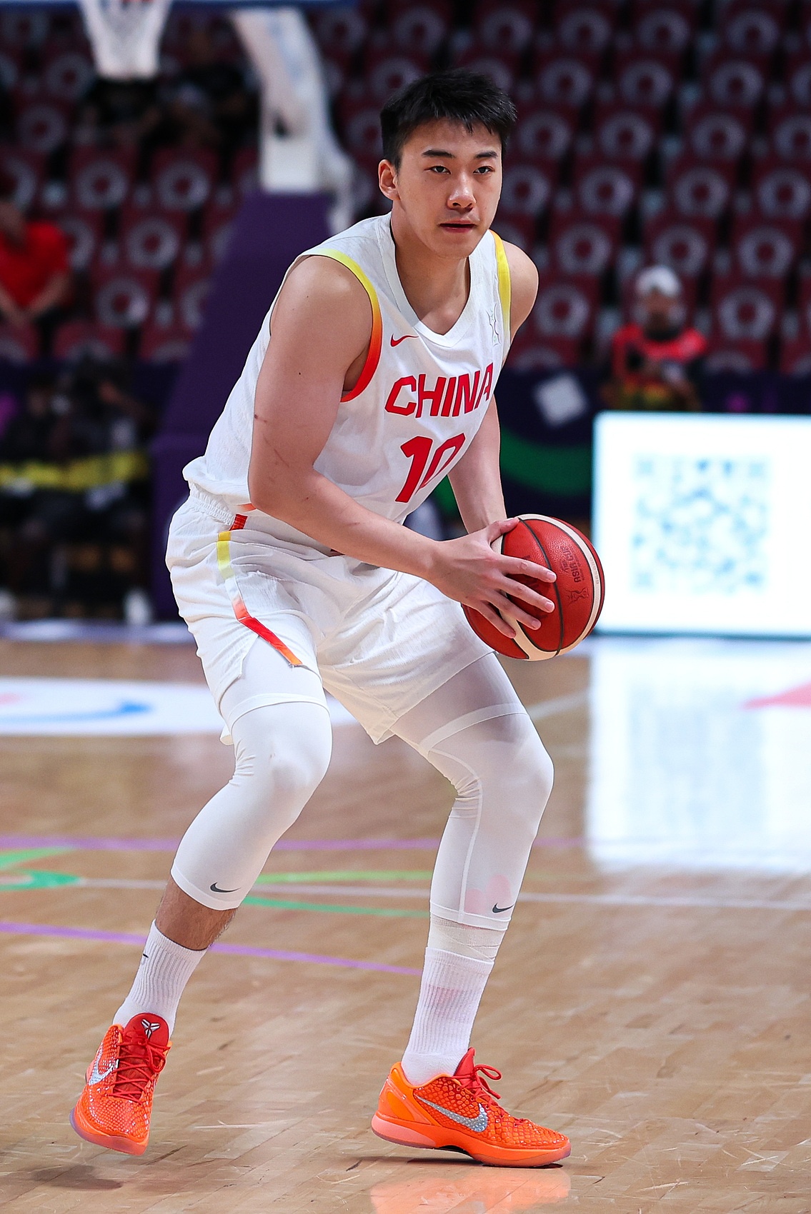 锋线的答案!媒体人:王俊杰太优秀了 千万别回CBA